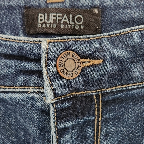 BUFFALO DAVID BITTON Women's Jess Rip & Repair Mid-Rise Skinny Jeans 8/29 - Picture 3 of 8